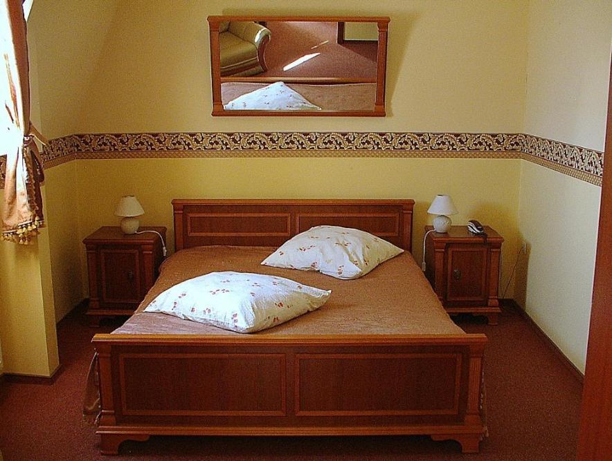 Hotel Regius Opole Habitación foto